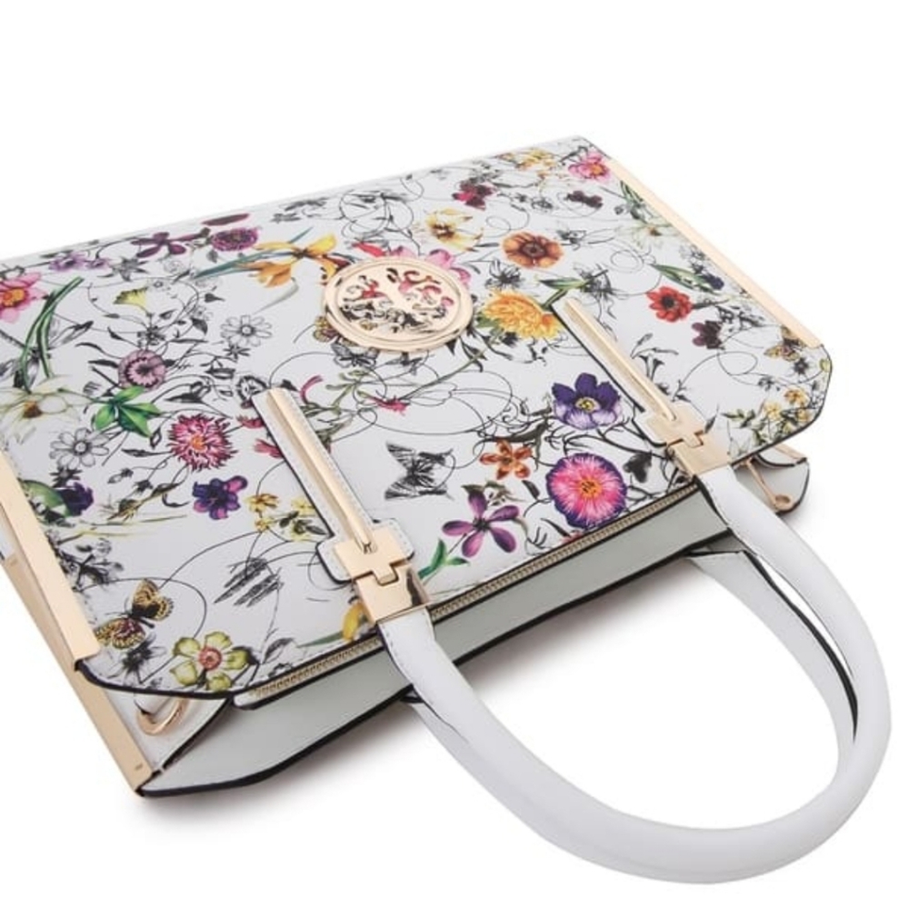 Dasein purse NWOT